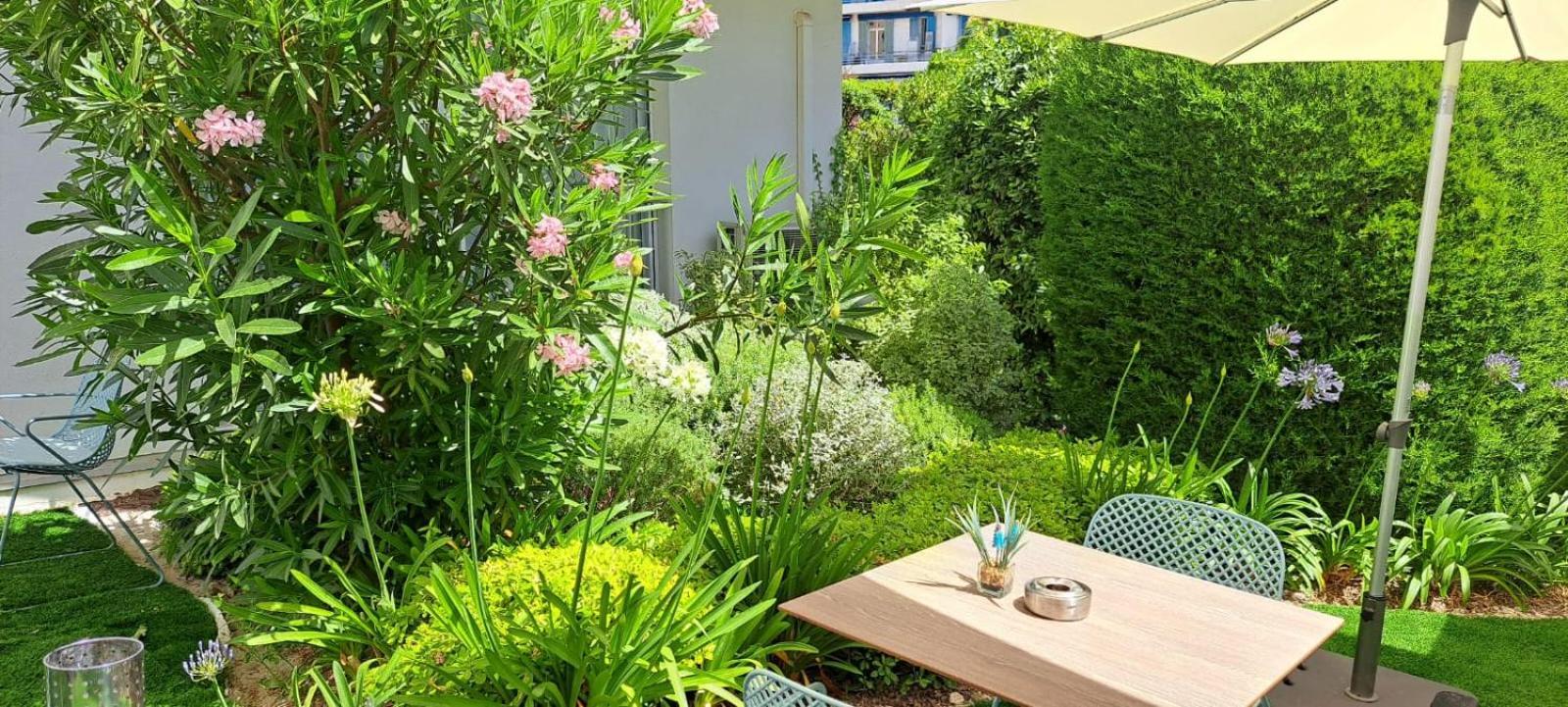 Residence Carlton - Renovee Avec Piscine Beaulieu-sur-Mer Exterior foto
